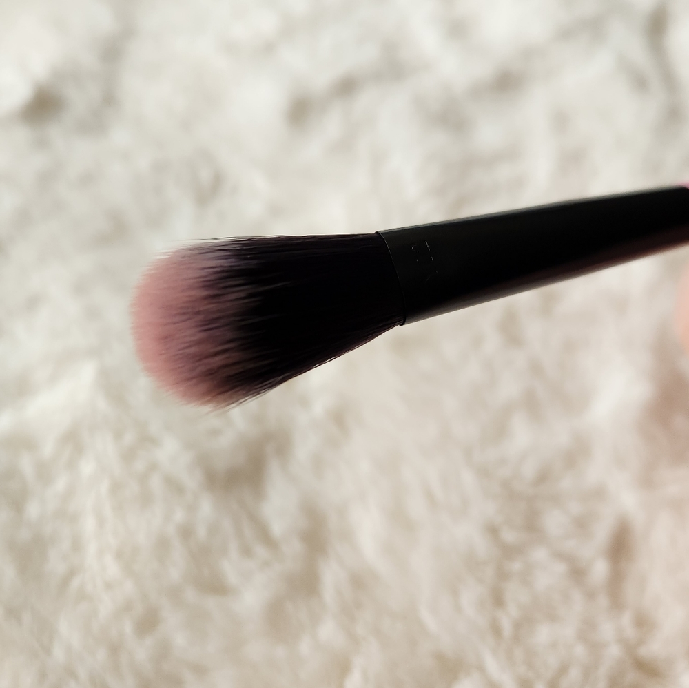 🆕️YC Collection- Makeup Bundle - Picture 8 of 12